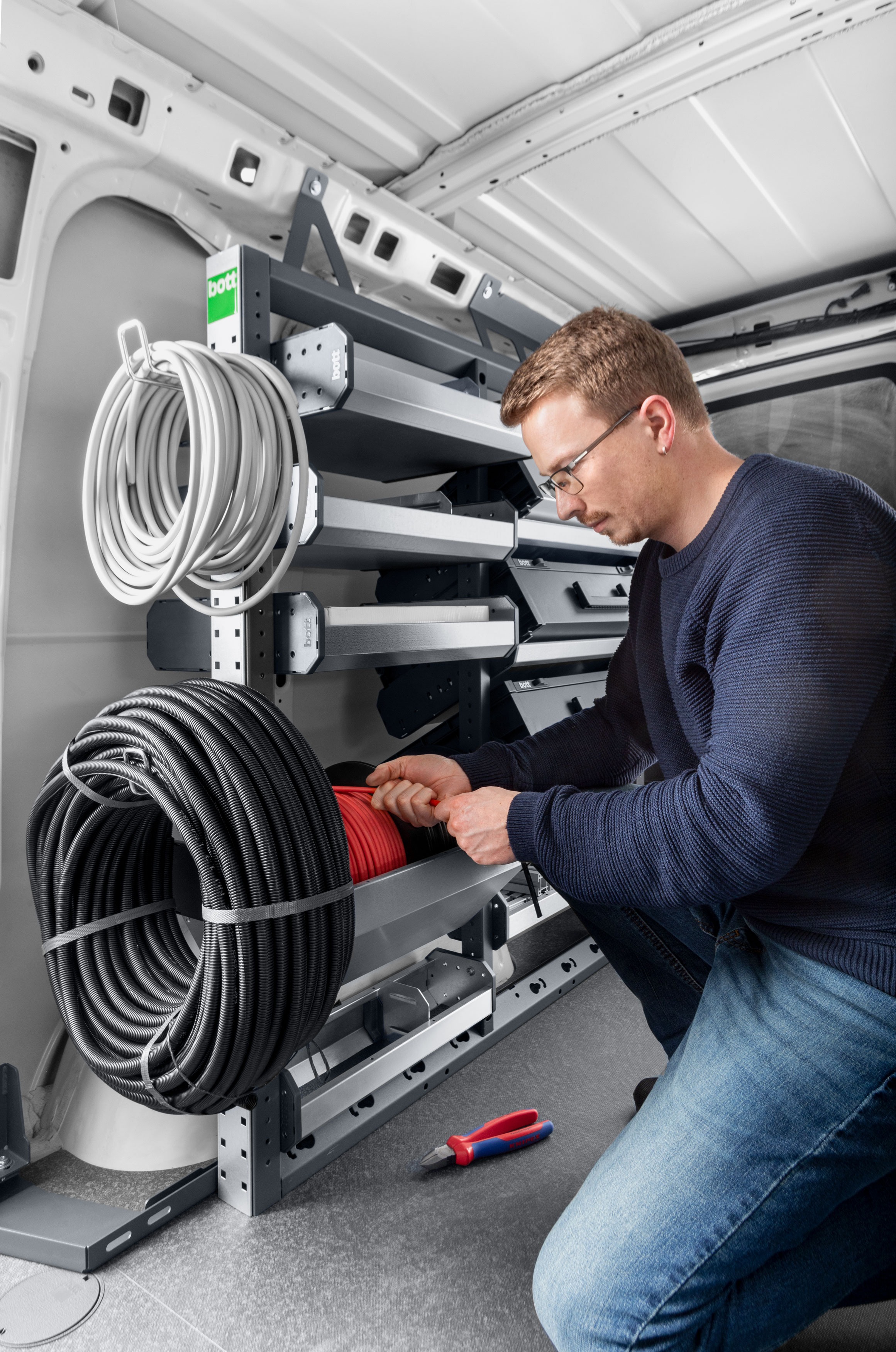 bott Smartvan Modular Van Shelving Storage Systems